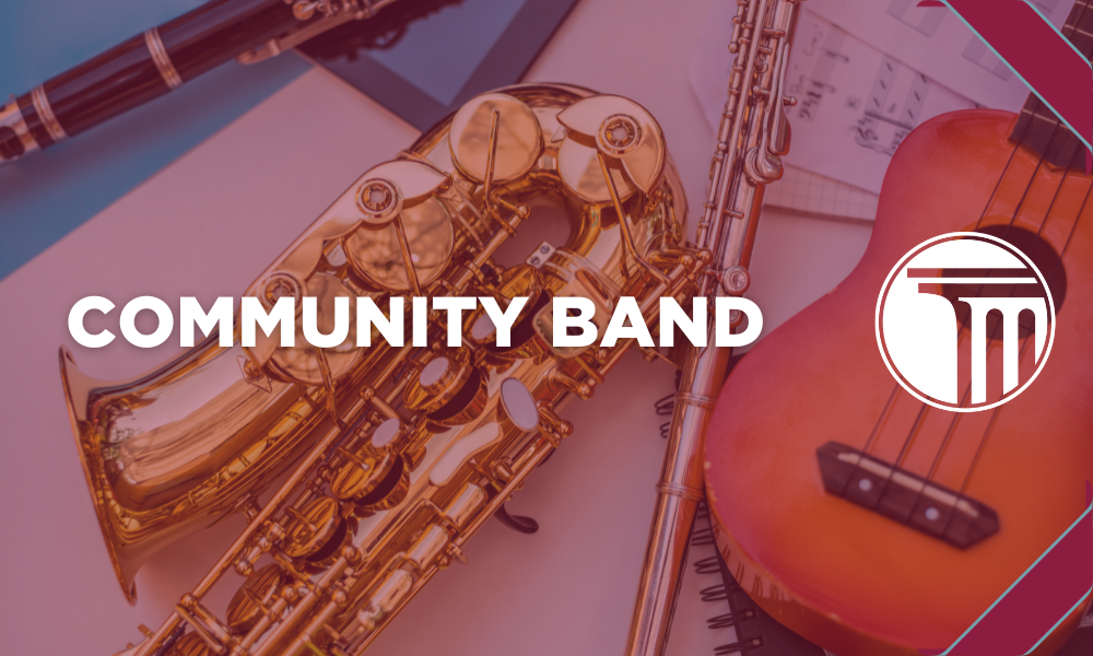 Baner z napisem „Community Band”.