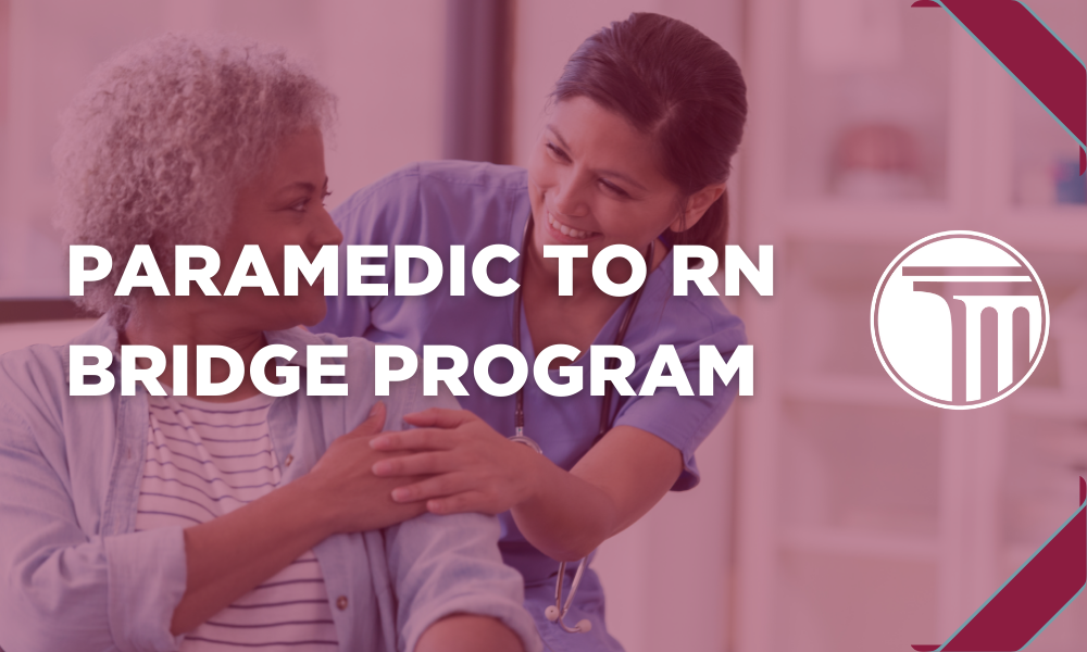 「救急救命士から RN へのブリッジ プログラム」と書かれたバナー。